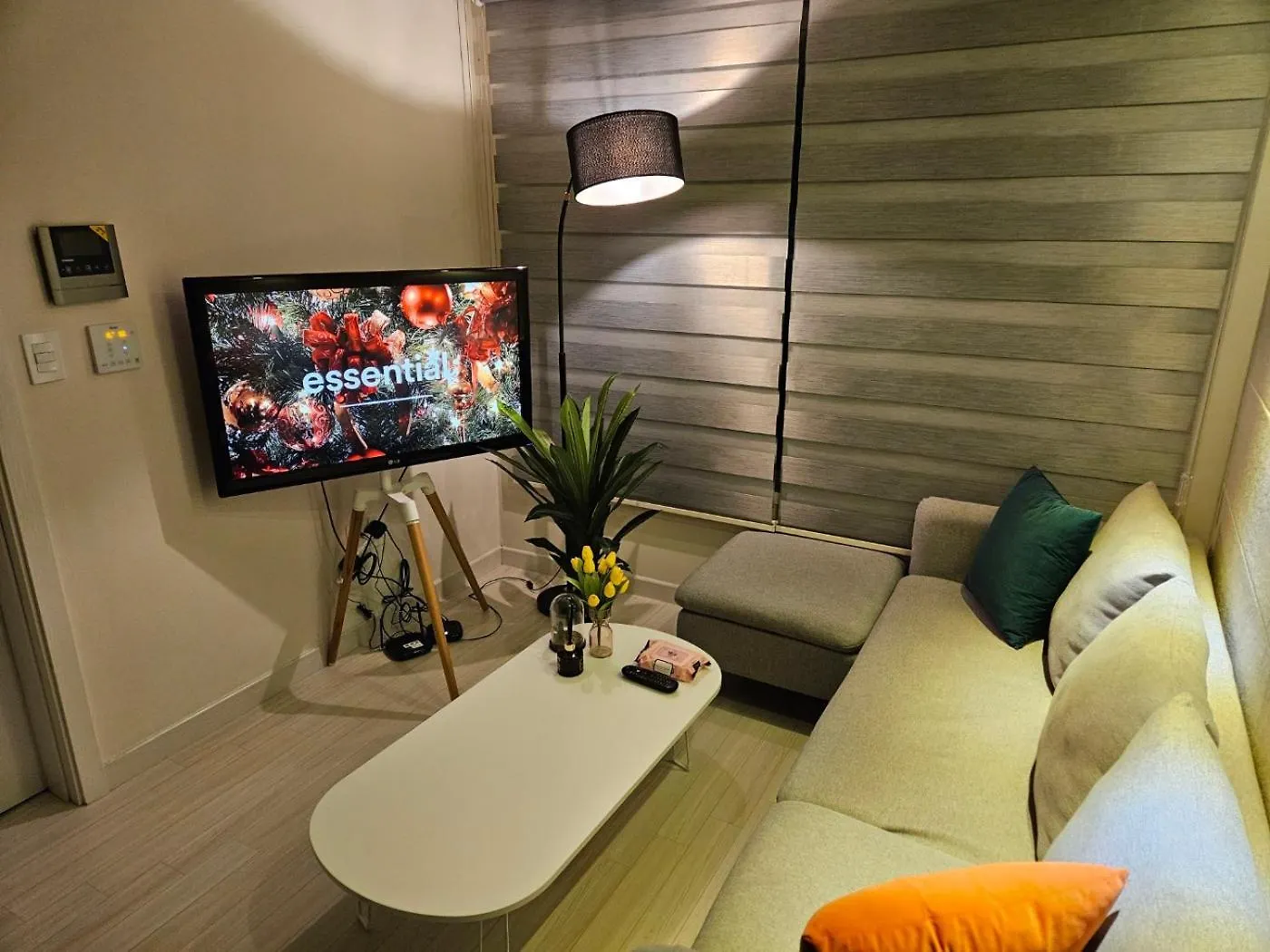 公寓 3Mins To Kkachisan Station, Market,Full Option 首爾