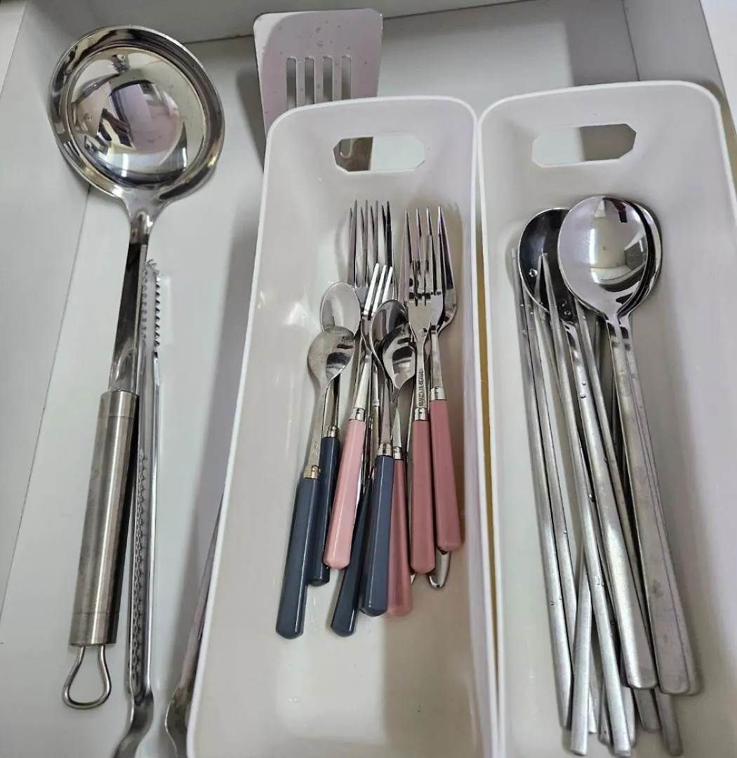 3Mins To Kkachisan Station, Market,Full Option 首爾 公寓